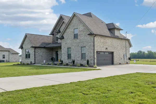 2092 Longview Rd, Bell Buckle, TN 37020