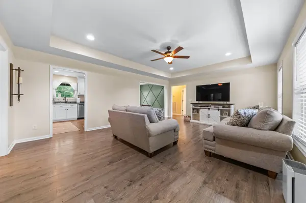 2034 Glencoe Rd, Culleoka, TN 38451