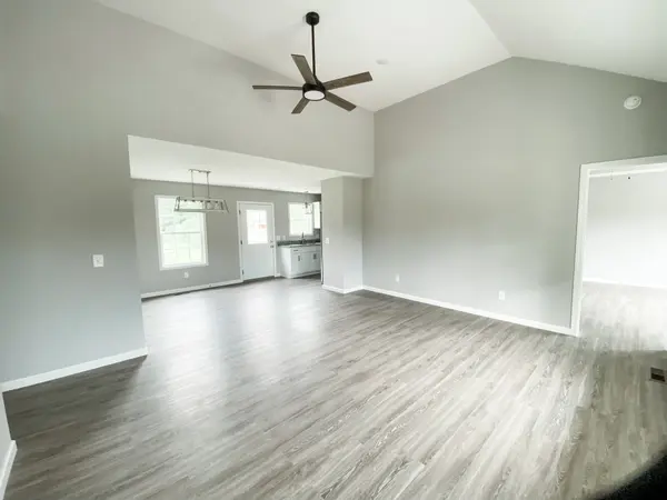 100 Wt Hardison Ave, Portland, TN 37148