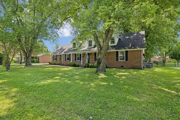 623 Haynes Dr, Murfreesboro, TN 37129