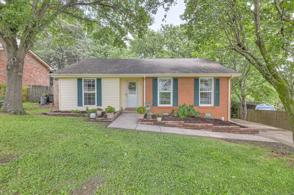 256 Savely Dr, Hendersonville, TN 37075