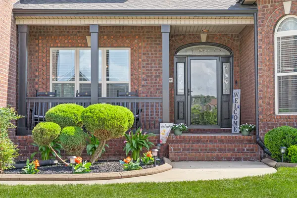 2969 Eliza Dr, Clarksville, TN 37043