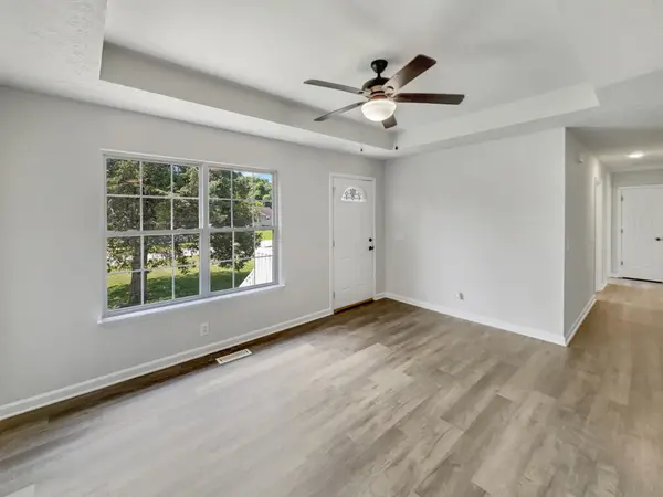 147 Greystone Dr, Springfield, TN 37172