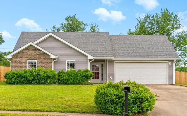 1074 Meshaw Trl, Clarksville, TN 37040