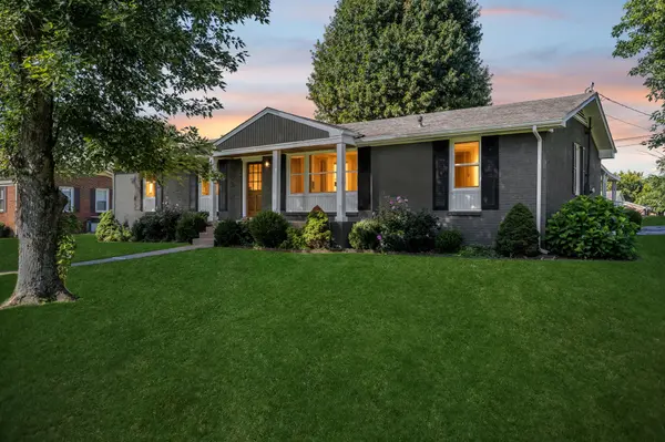 4011 Brookside Dr, Columbia, TN 38401