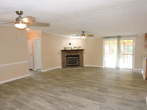 411 Bob Meadows Rd, Manchester, TN 37355
