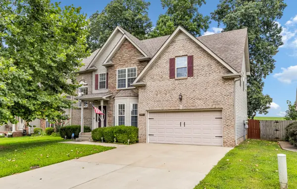 3466 Melrose Dr, Clarksville, TN 37042