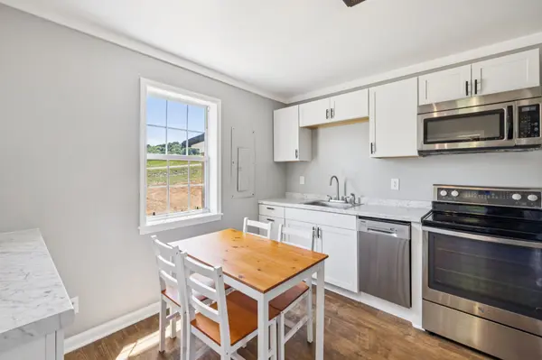 8773 Howell Rd, Mount Pleasant, TN 38474