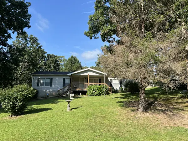 2070 Bandy Rd, Ashland City, TN 37015