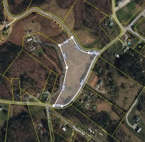 29 Escape Drive, Evensville, TN 37332