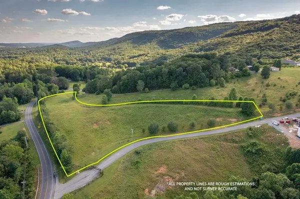 29 Escape Drive, Evensville, TN 37332