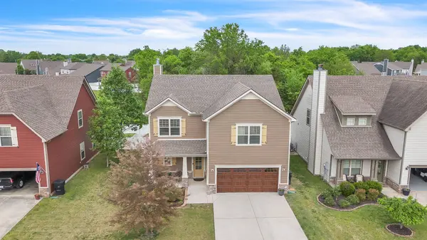 5833 Enclave Dr, Murfreesboro, TN 37128