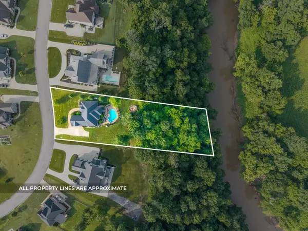 982 Red Bluff Way, Adams, TN 37010
