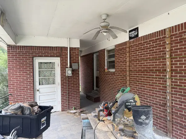 107 Ash St, Bruceton, TN 38317
