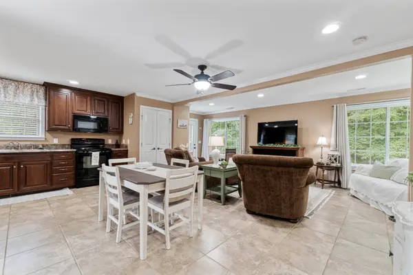 400 Cascade Hollow Rd, Normandy, TN 37360