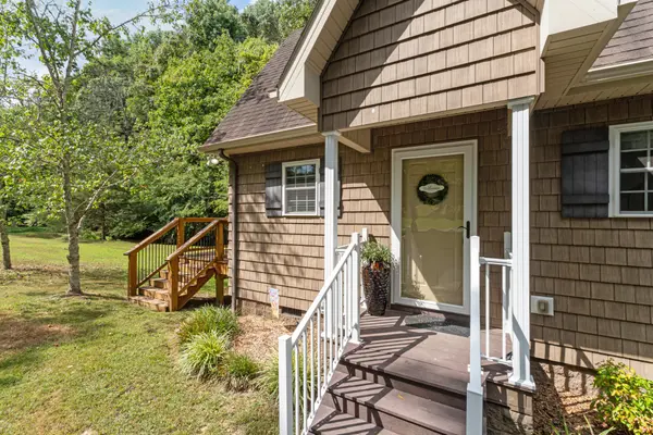 400 Cascade Hollow Rd, Normandy, TN 37360