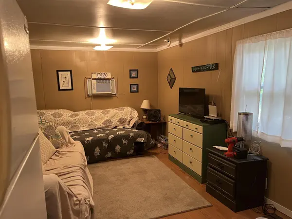 861 STOKES LN, Bath Springs, TN 38311