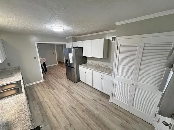 160 WILLOW ST, Savannah, TN 38372