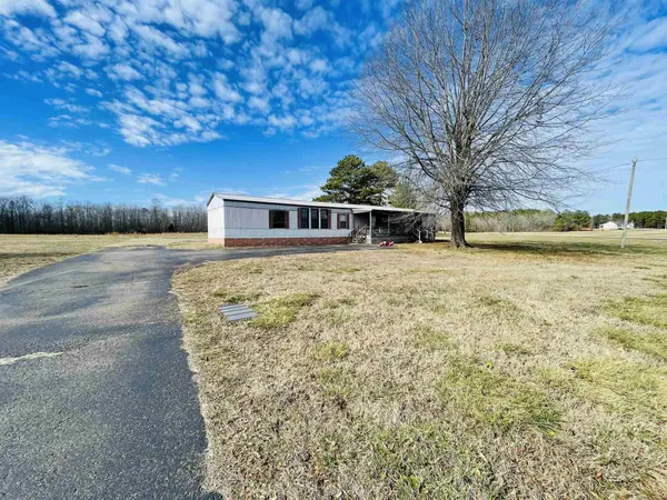 1915 OLD MORRIS CHAPEL RD, Adamsville, TN 38310