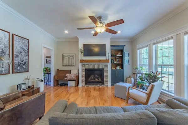 735 TWELVE OAKS DR, Adamsville, TN 38310