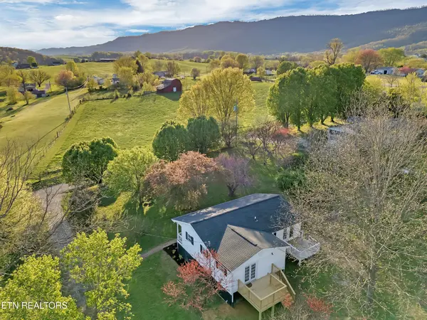 223 Sagefield Drive, La Follette, TN 37766