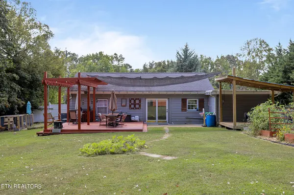3809 Thrall Rd, Knoxville, TN 37918