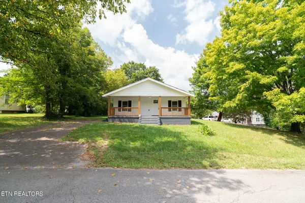 1214 Richardson St, Athens, TN 37303
