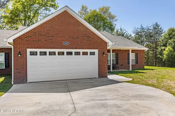 1062 Patriots Landing Drive, Dandridge, TN 37725