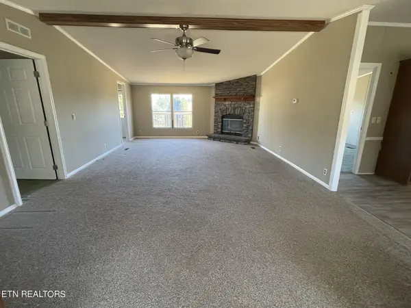 1018 Jessica Rose Lane, Dandridge, TN 37725