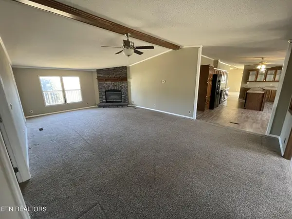 1018 Jessica Rose Lane, Dandridge, TN 37725