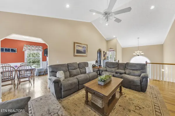 440 Grey Fox Drive, Church Hill, TN 37642