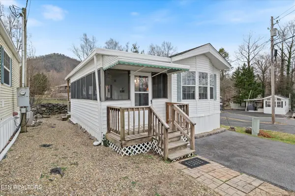 5355 E Parkway #102, Cosby, TN 37722