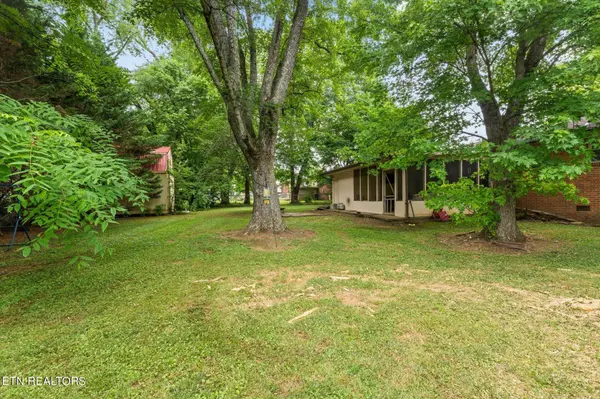 530 Brewer St, Athens, TN 37303