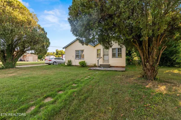 1210 Richardson Street St, Athens, TN 37303