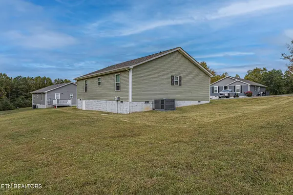 209 County Road 439, Athens, TN 37303