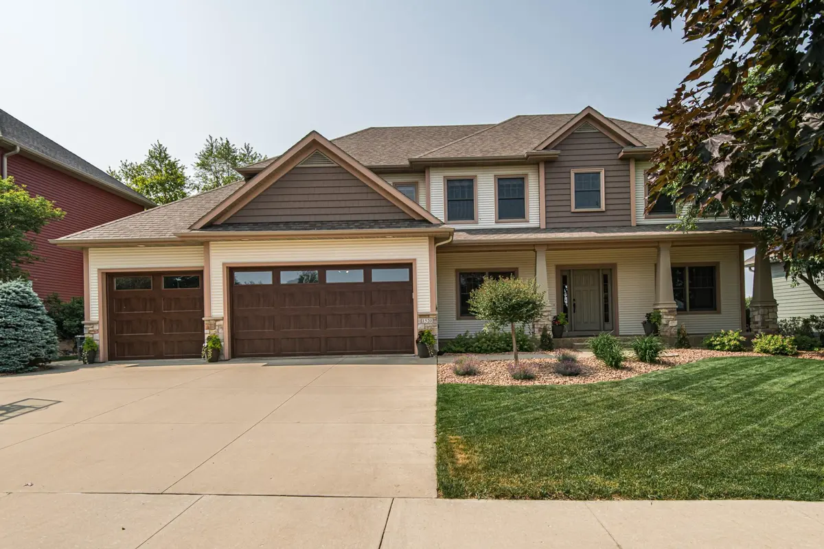 1520 Redwood LN SW, Rochester, MN 55902