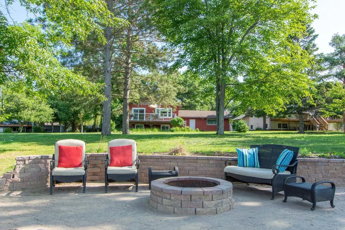 7087 Browns LN, Brainerd, MN 56401