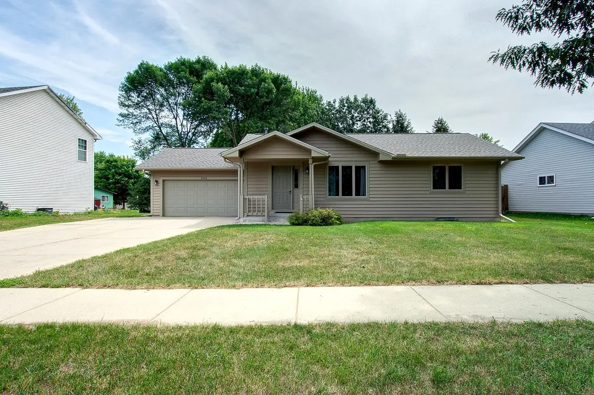 1901 Washington ST, Northfield, MN 55057