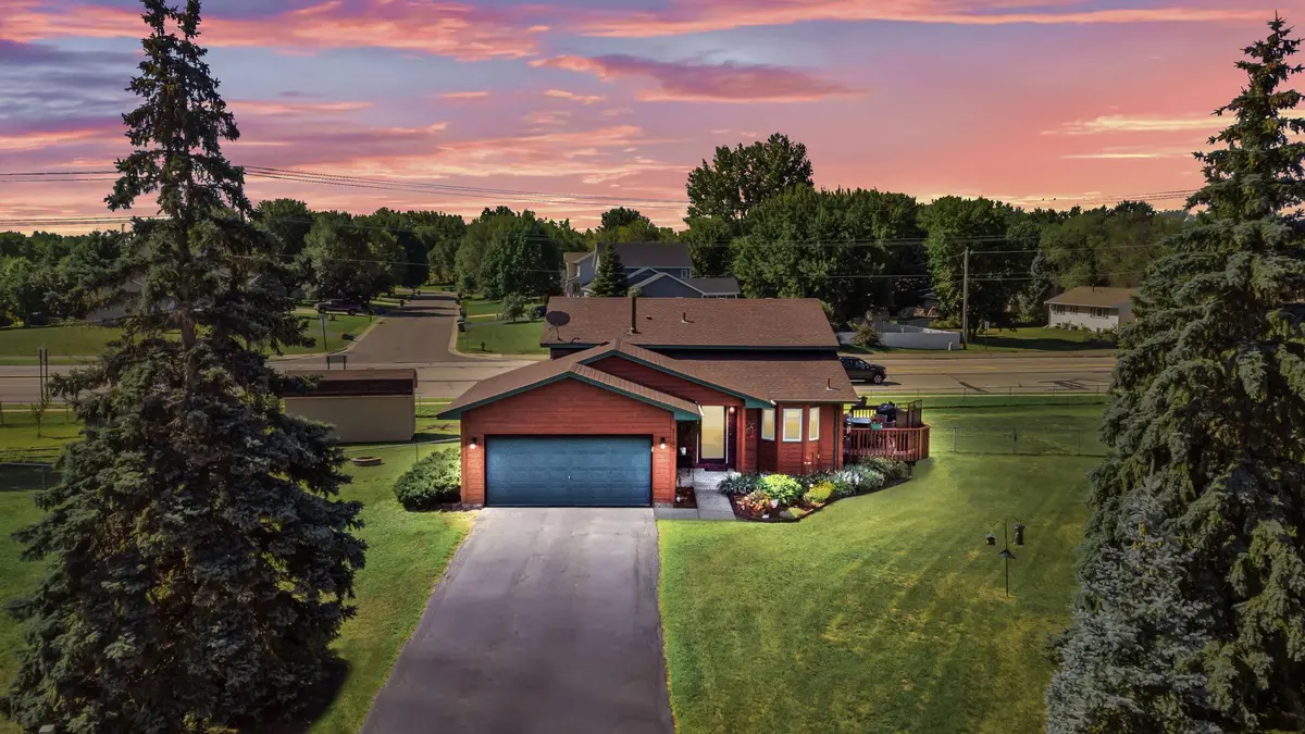 7105 Brian WAY, Centerville, MN 55038