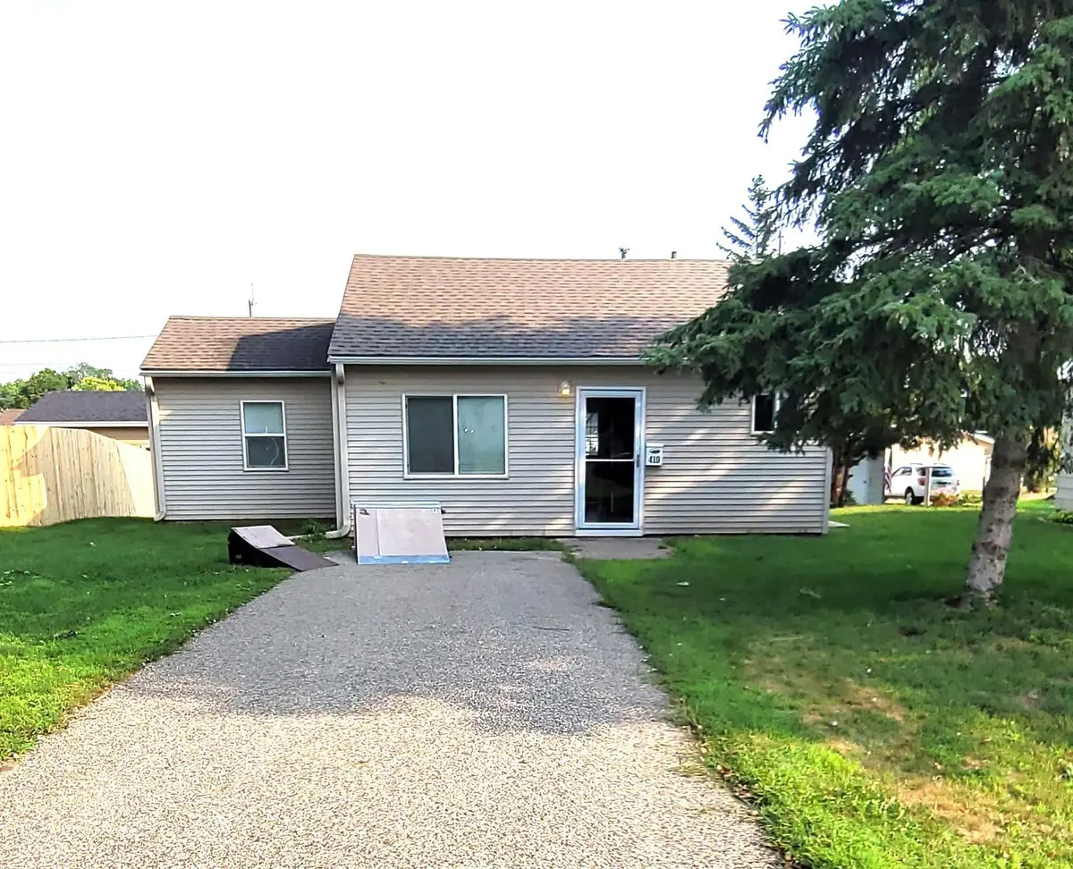 419 7th AVE W, Shakopee, MN 55379