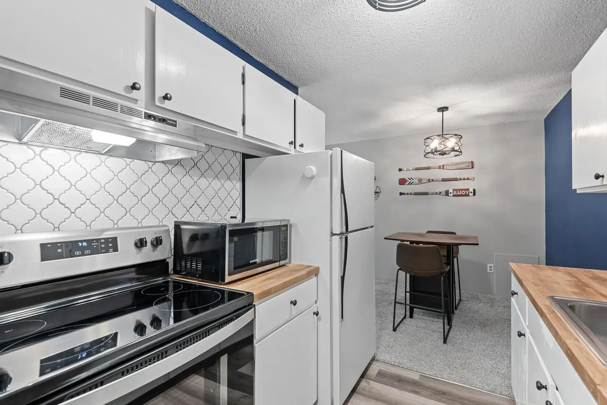 3461 Kent ST #1013, Shoreview, MN 55126