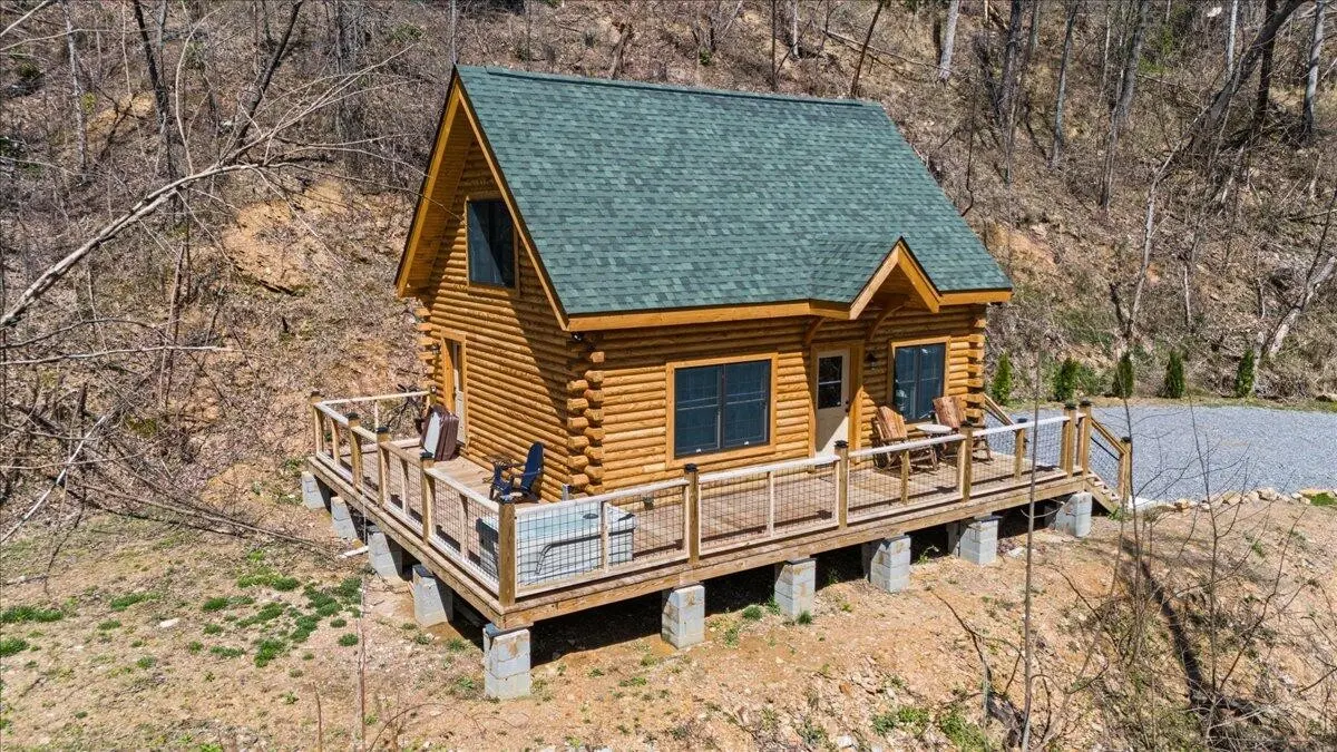 2823 Spurling Hill Way, Sevierville, TN 37862