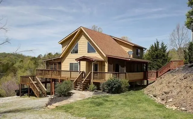 3363 Caywood Road, Dandridge, TN 37725