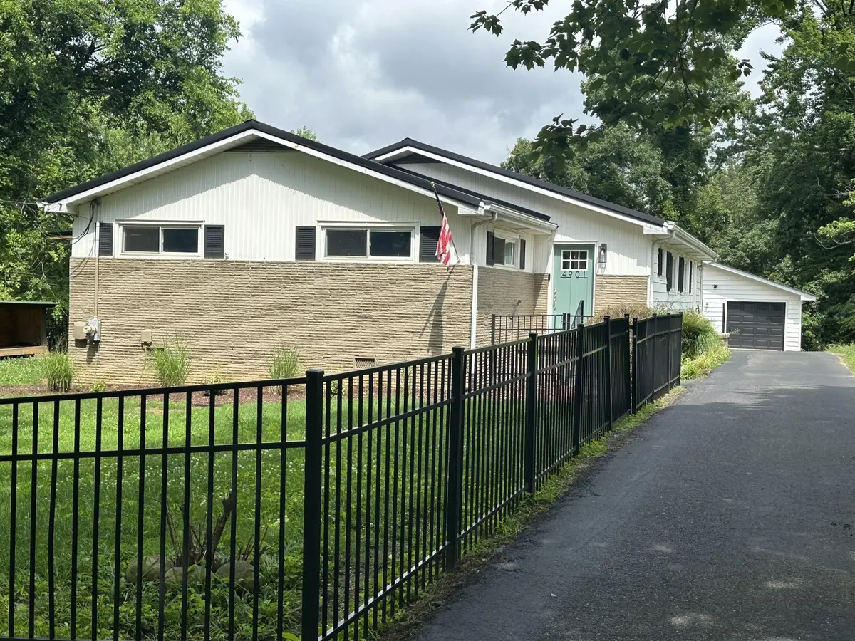 4901 Hunter Trail, Chattanooga, TN 37415