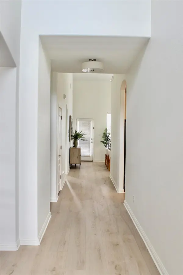 299 Limestone TRL, Austin, TX 78737