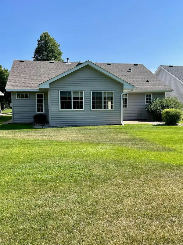 3832 93rd AVE N, Brooklyn Park, MN 55443