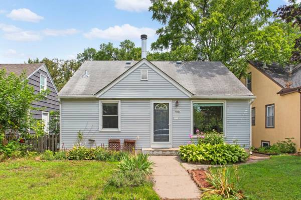 4521 Clinton AVE, Minneapolis, MN 55419