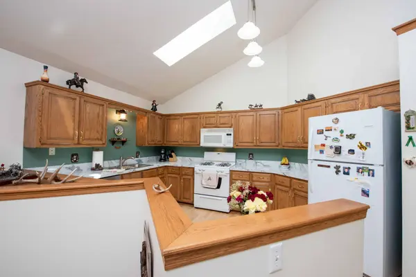 4456 224th AVE NE, East Bethel, MN 55011