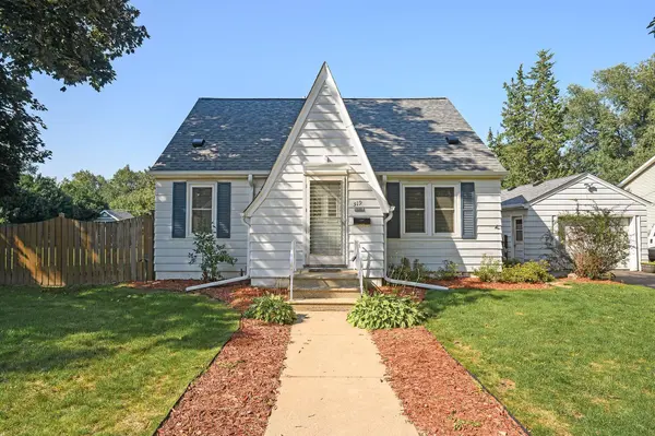 319 Annapolis ST E, West Saint Paul, MN 55118