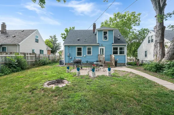 1637 Arlington AVE E, Saint Paul, MN 55106